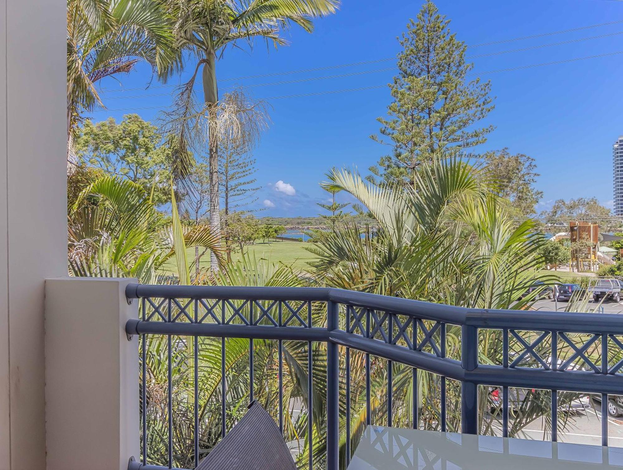 Bella Mare Coolangatta Beachside Apartments Gold Coast Bagian luar foto